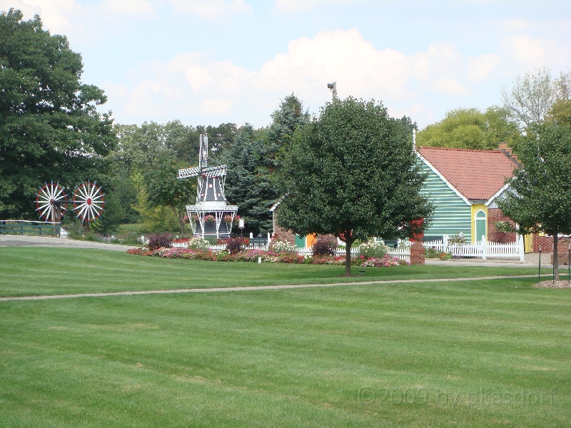 Western Michigan [2009] 485.JPG - Scenes from Windmill Island in Holland, Michigan.